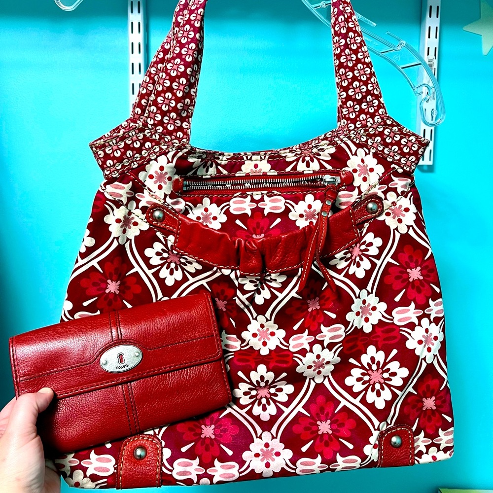 Like New! Fossil Bag And Matching Wallet - image 1